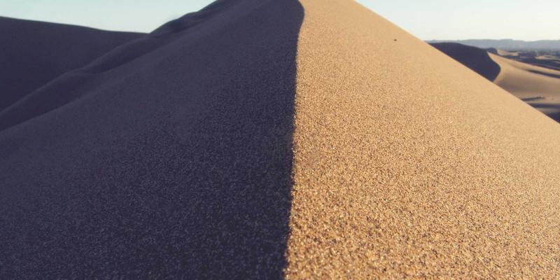 深海装备的金属脊梁：高强韧耐蚀合金的研发与CNC精密加工