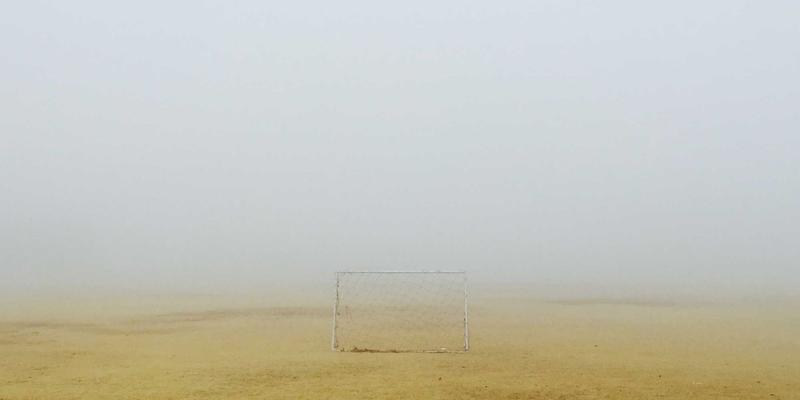 精密加工中的王者对决:不锈钢与钛合金的工艺奥秘与应用选择