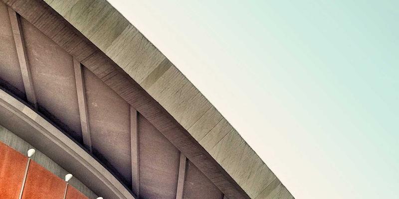 金属材料进阶:从铝合金到钛合金,如何为关键零部件选择最佳材料方案