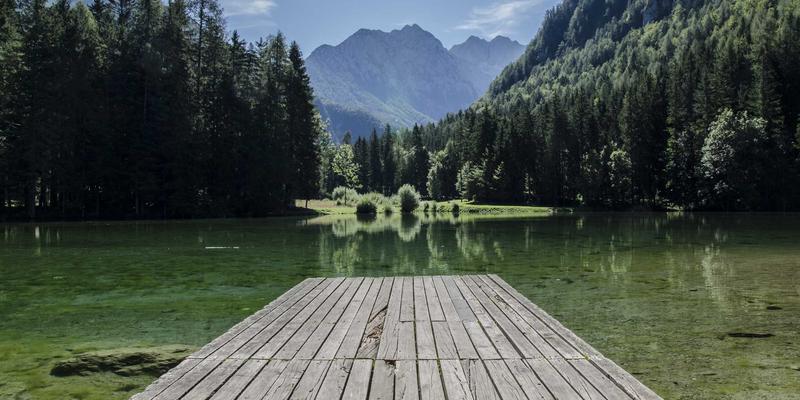 钛合金与碳化硅增强铝基复合材料：CNC加工如何实现金属零部件界面强韧化